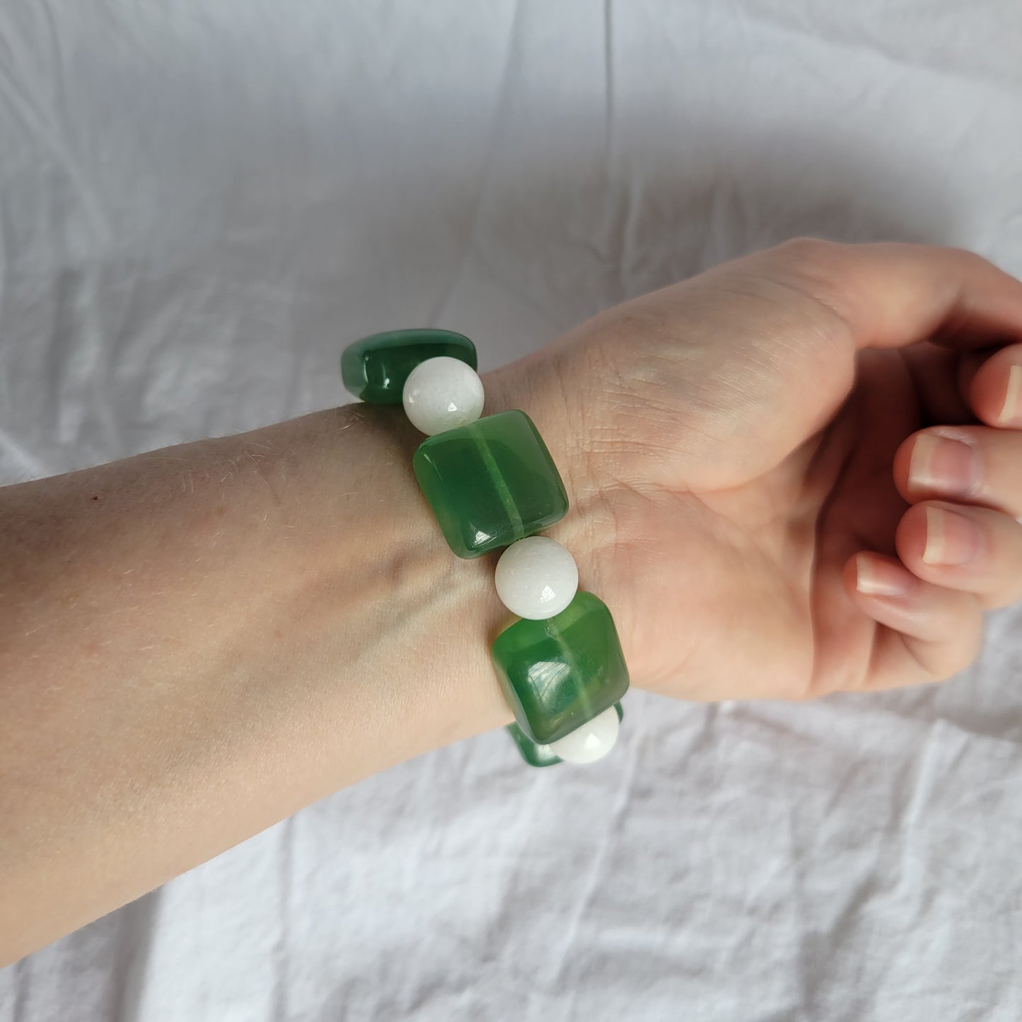 Green & White Beaded Bracelet