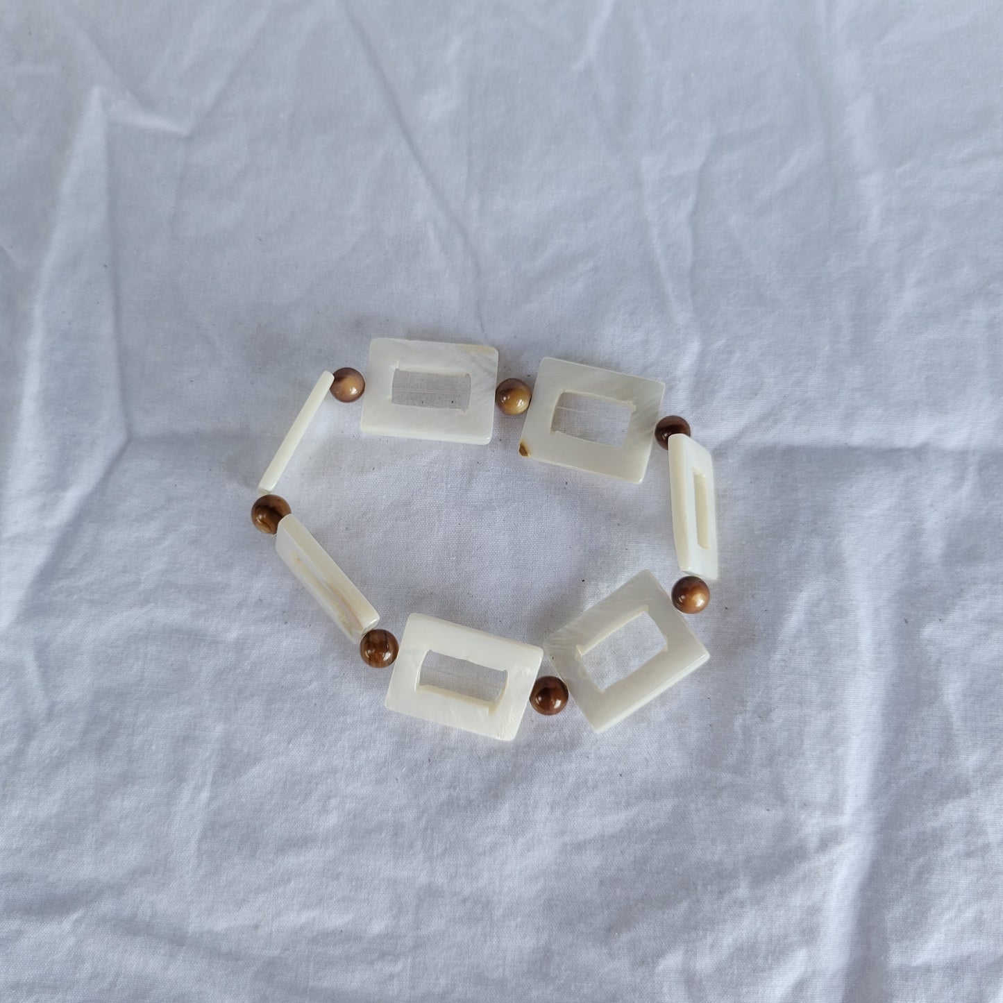 White Shell and Brown Glass Bracelet