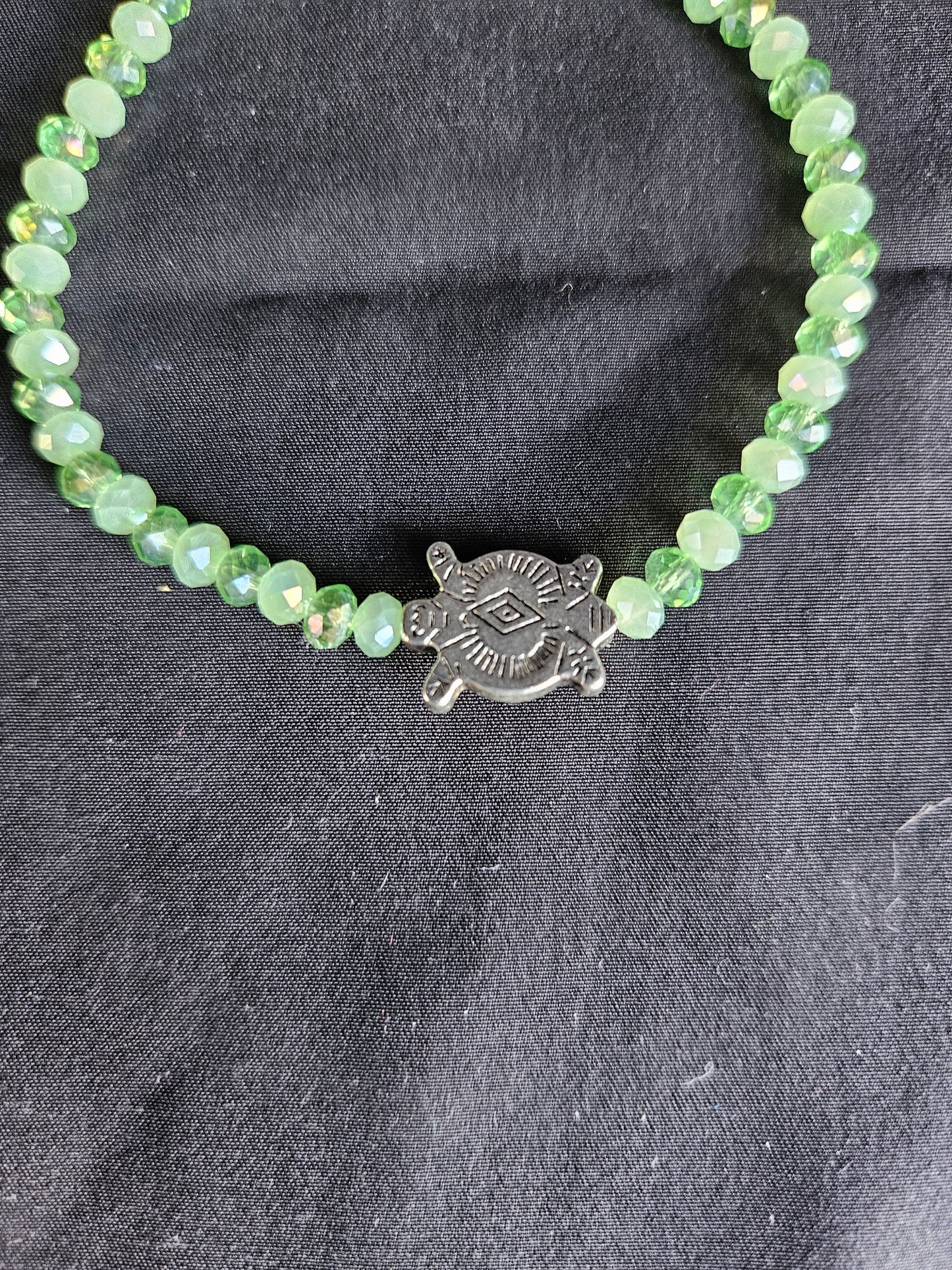 Green Turtle Beaded Bracelet