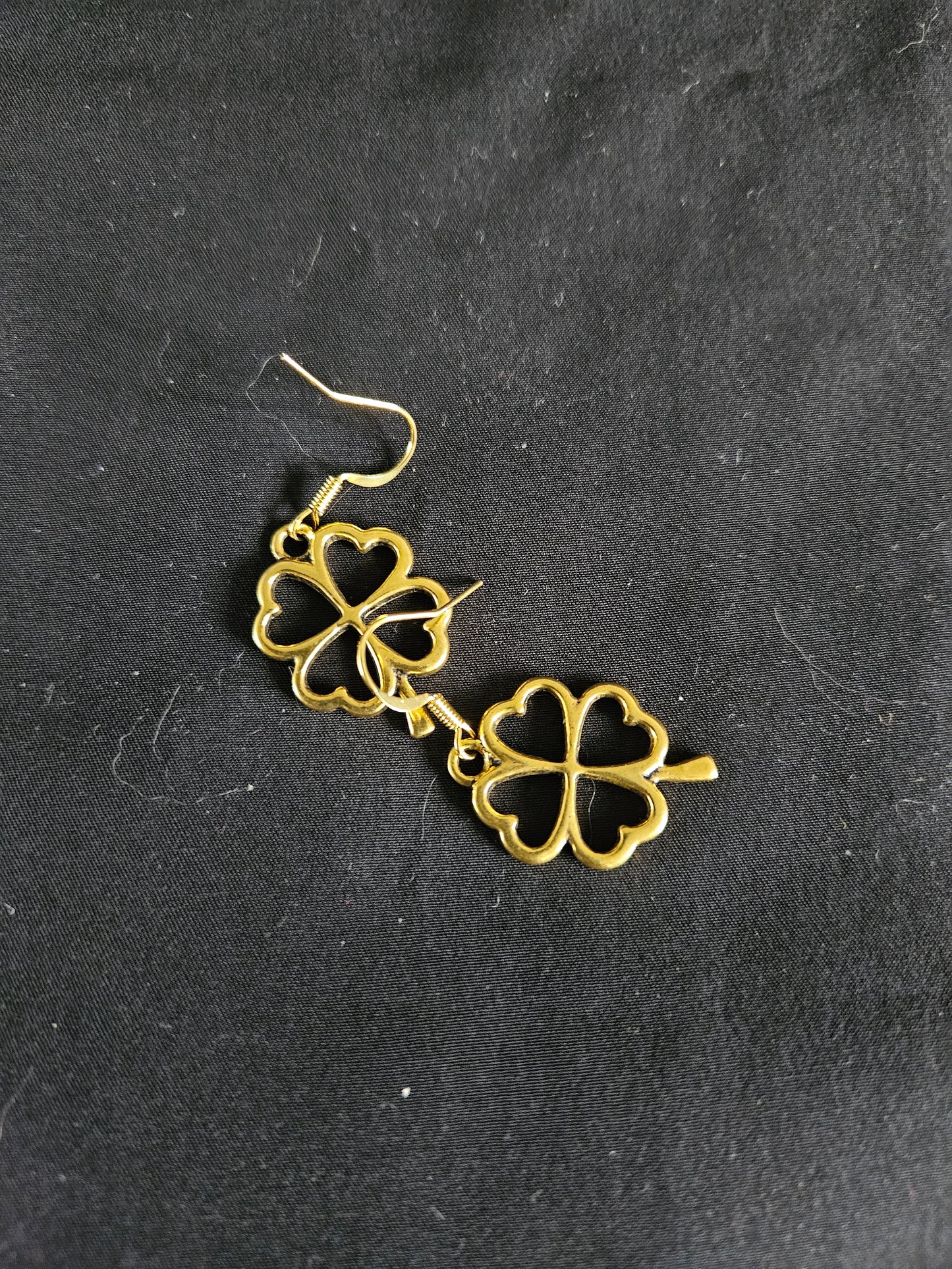 Gold Hollow Clover Earrings