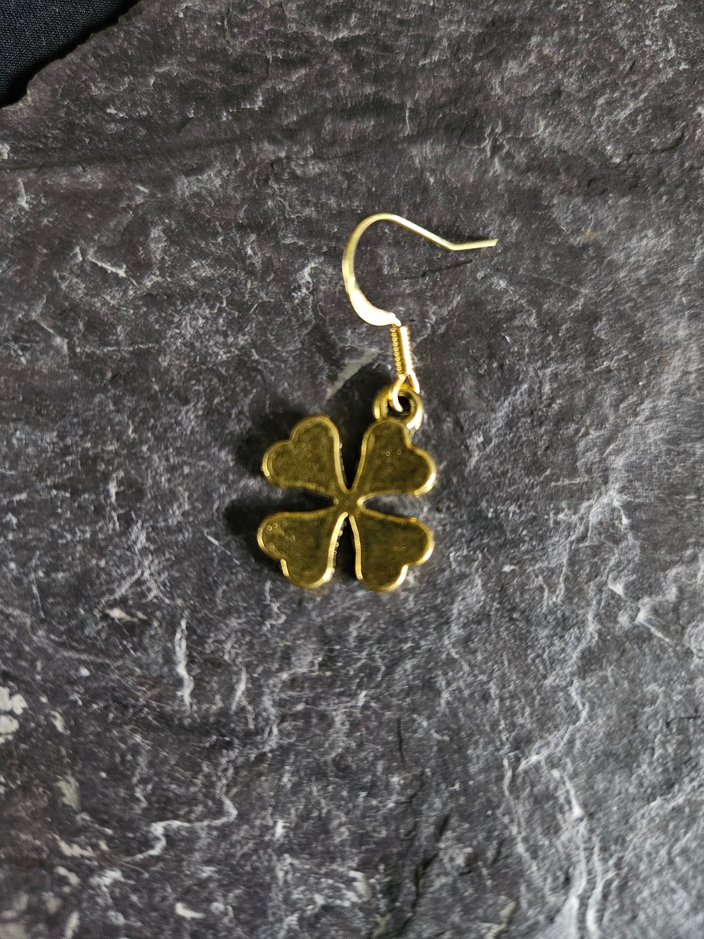 Gold clover earrings
