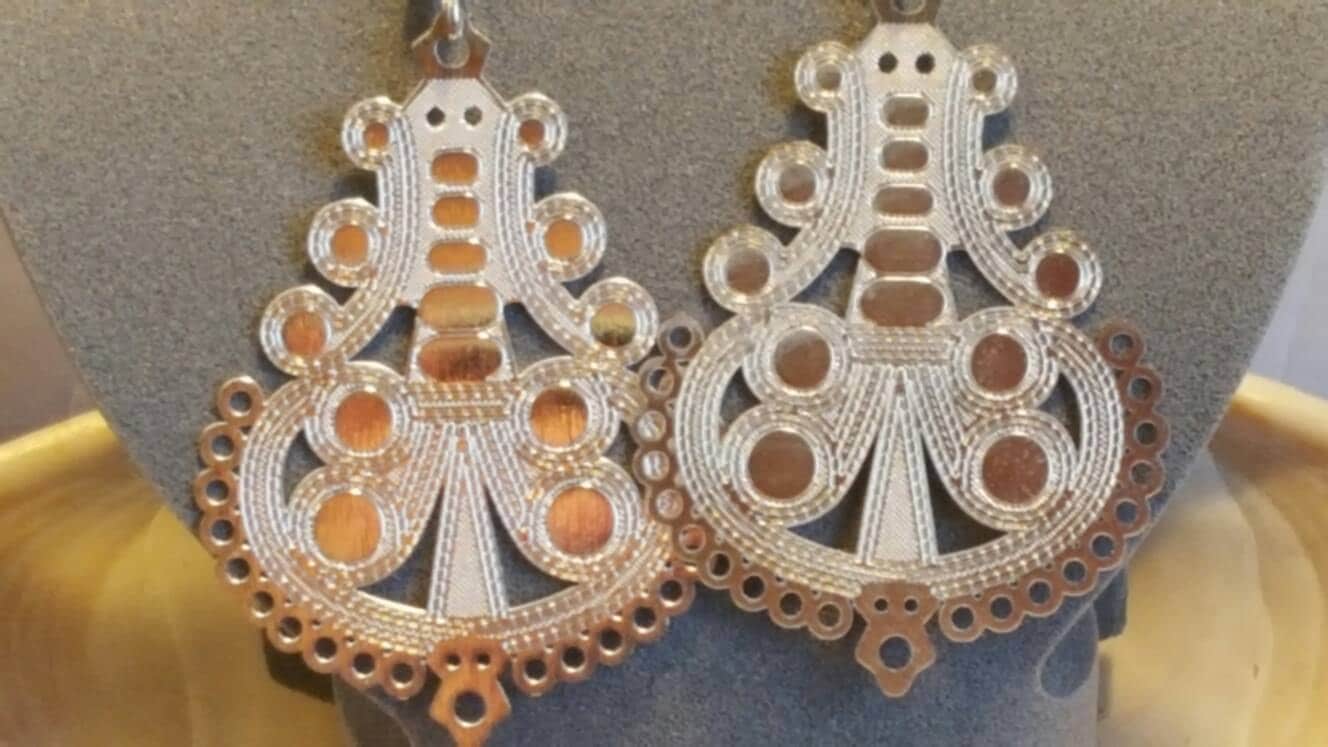 Fancy tears earrings