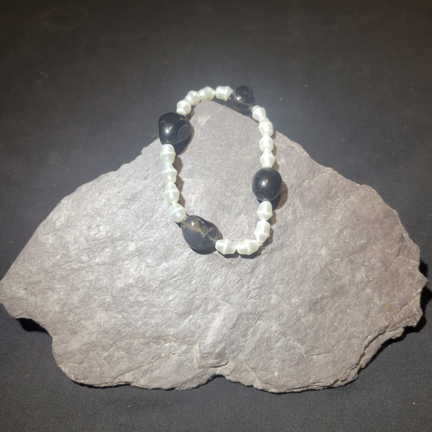 Black and white beaded bracelet