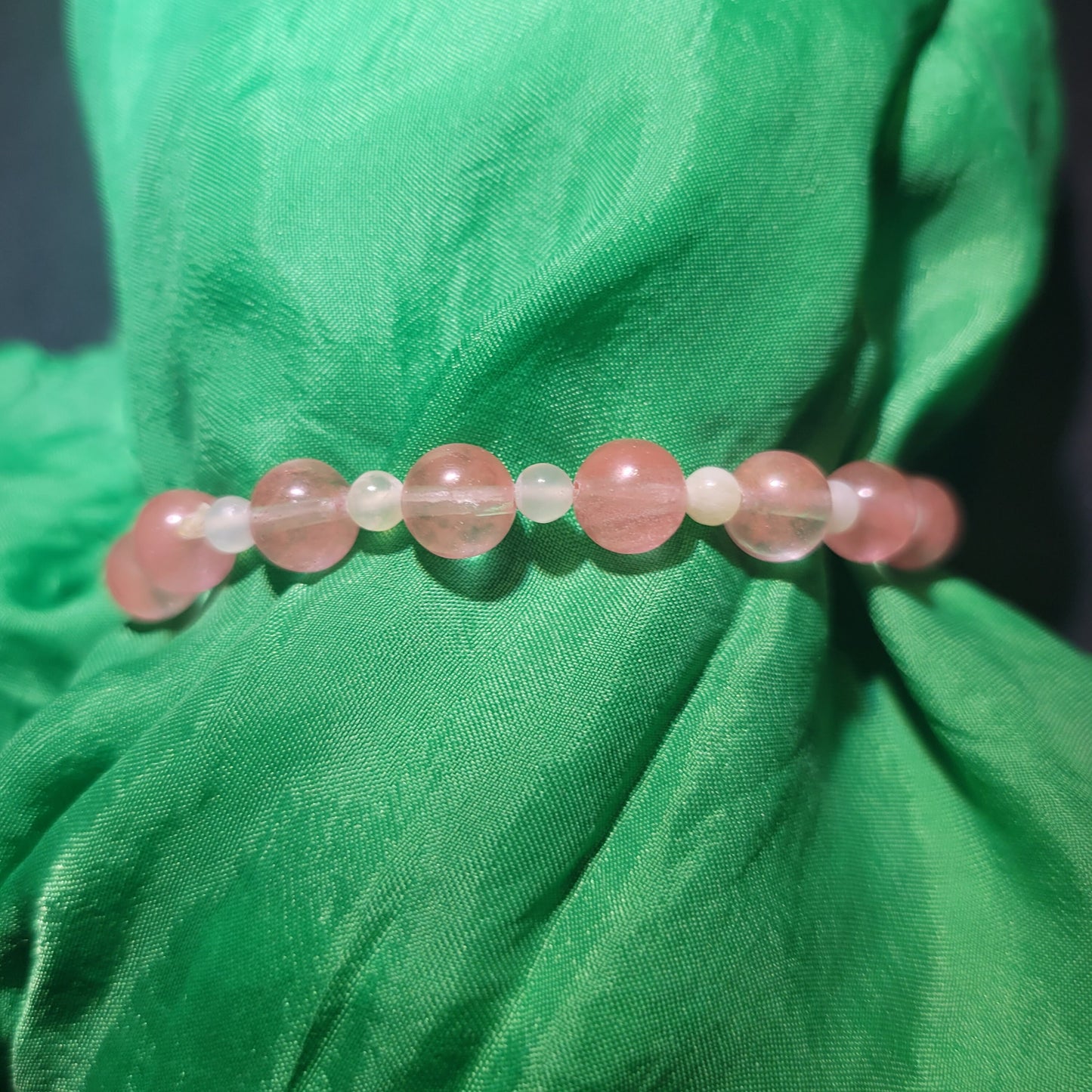 Rose and White Quartz Beaded Bracelet