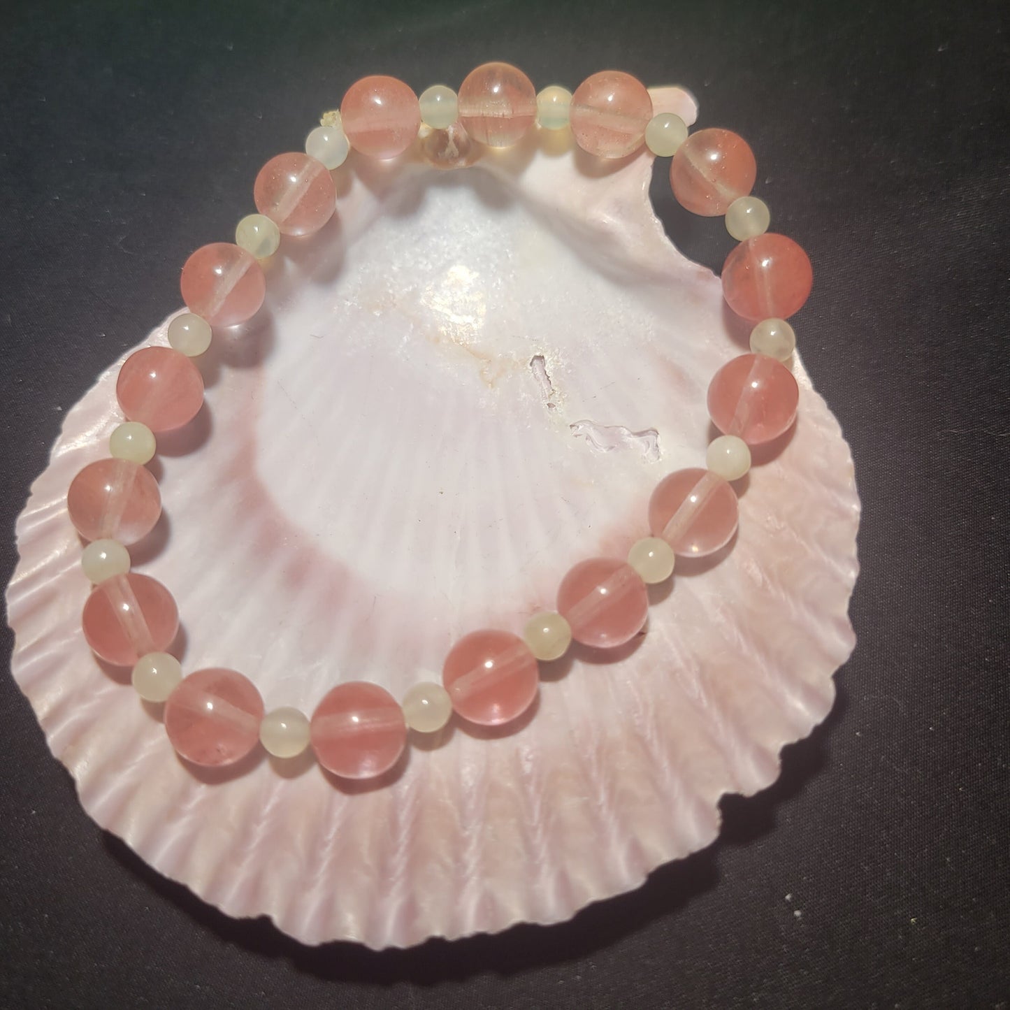 Rose and White Quartz Beaded Bracelet