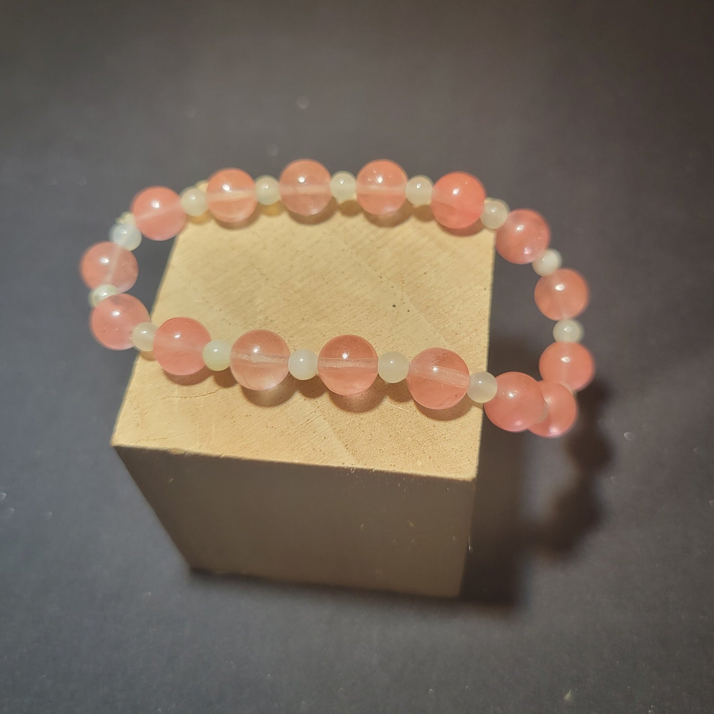 Rose and White Quartz Beaded Bracelet