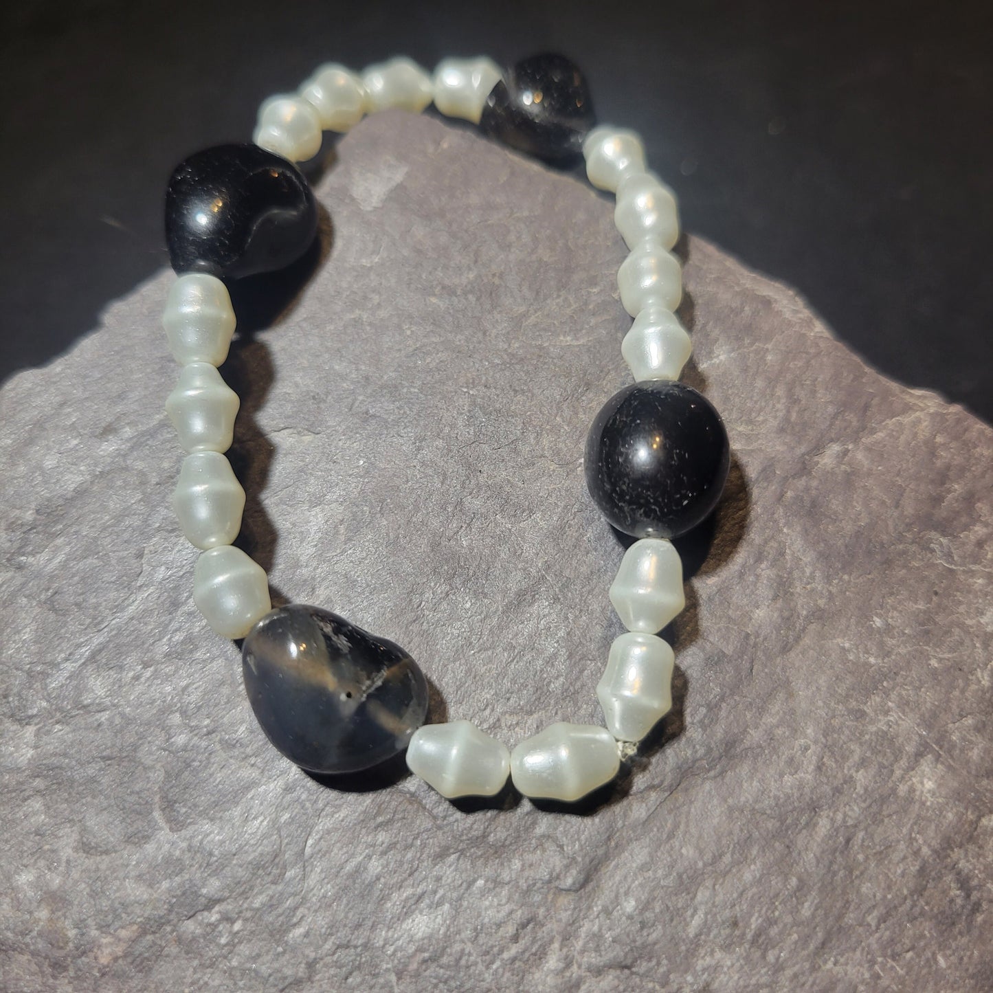 Black and white beaded bracelet