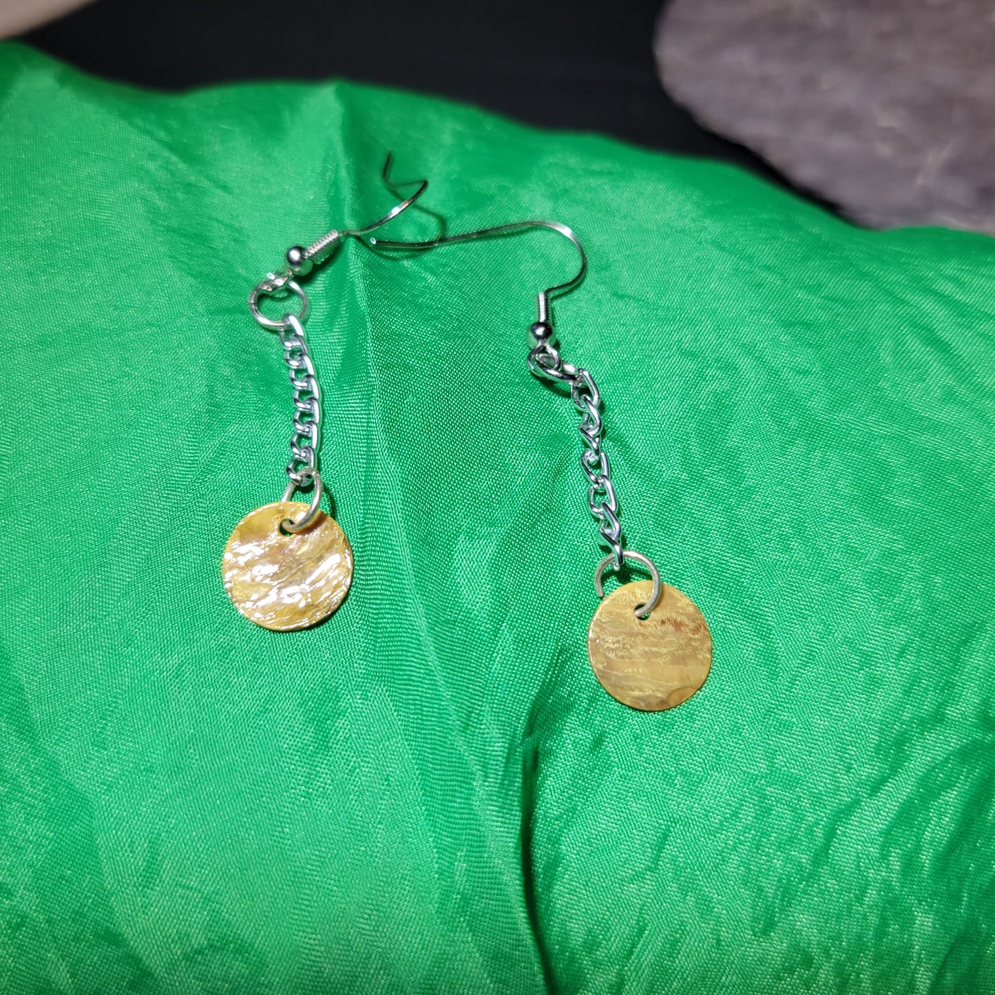 Falling shell disc earrings
