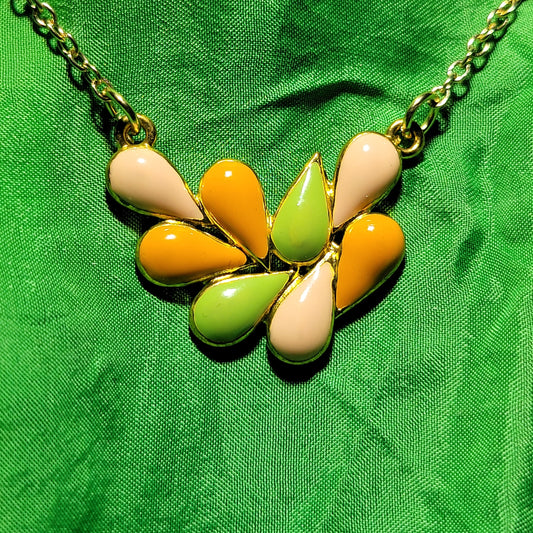 Floral Pendant Necklace