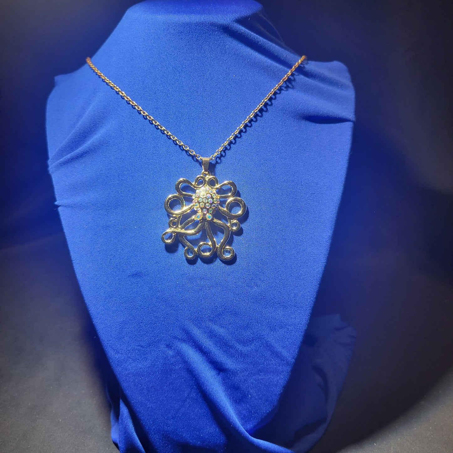 Octopus necklace