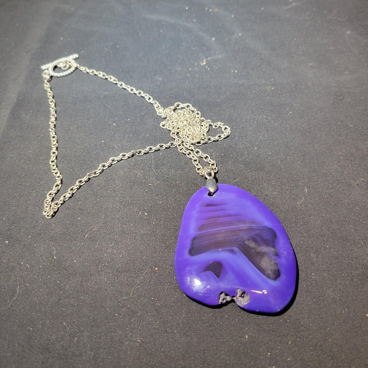 Agate pendant necklace