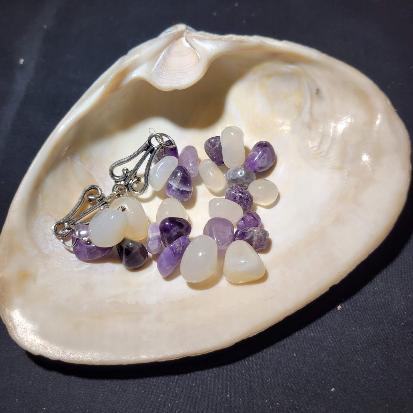 Amethyst and White Quartz Beaded Bracelet