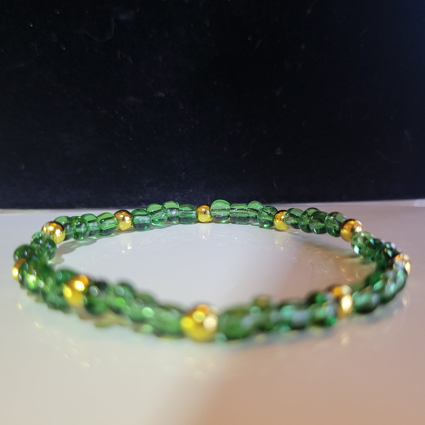 Green with Gold Glass Beaded Bracelet