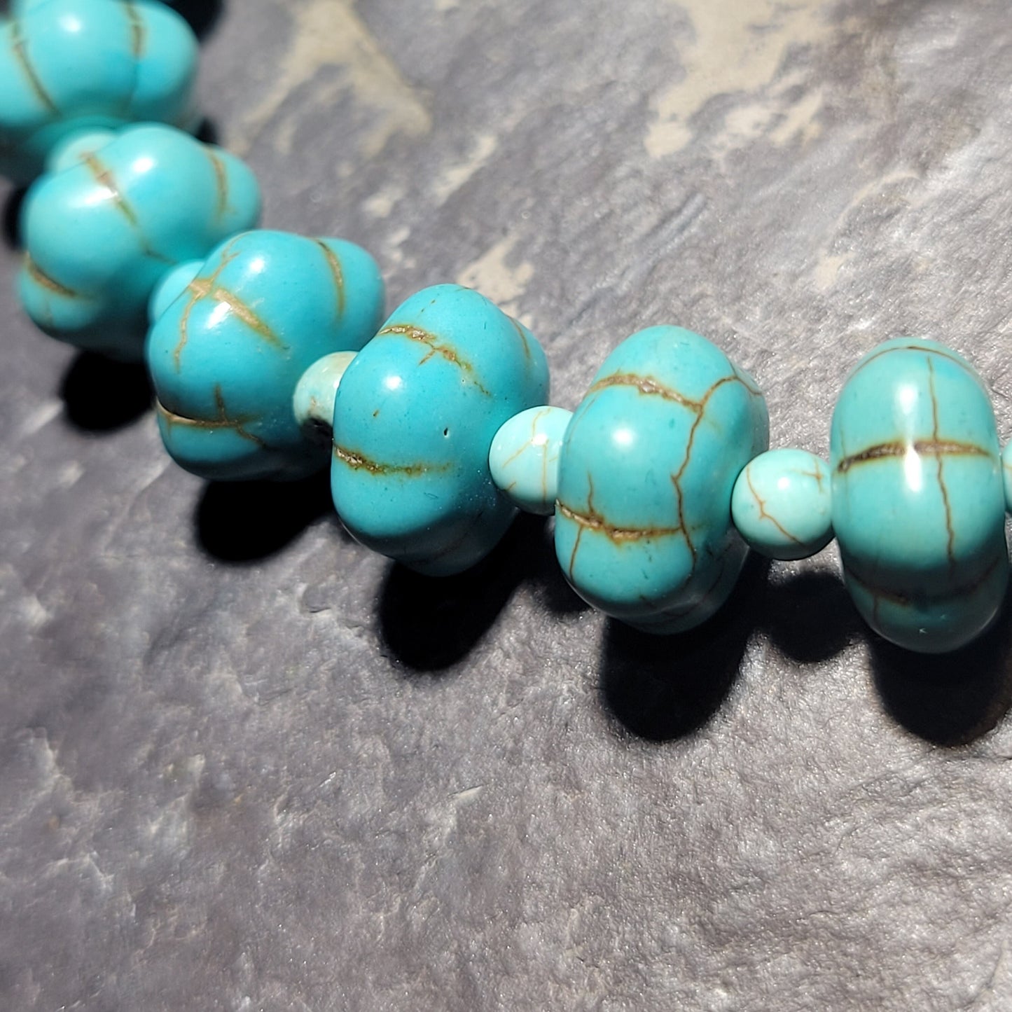 Turquoise Flower Beaded Bracelet