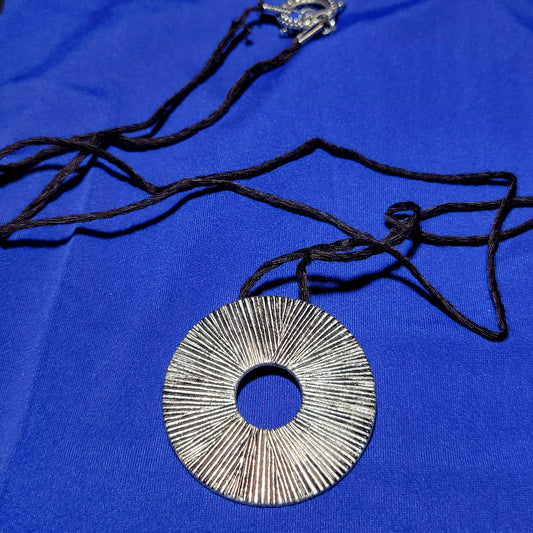 RIdged Circle Necklace