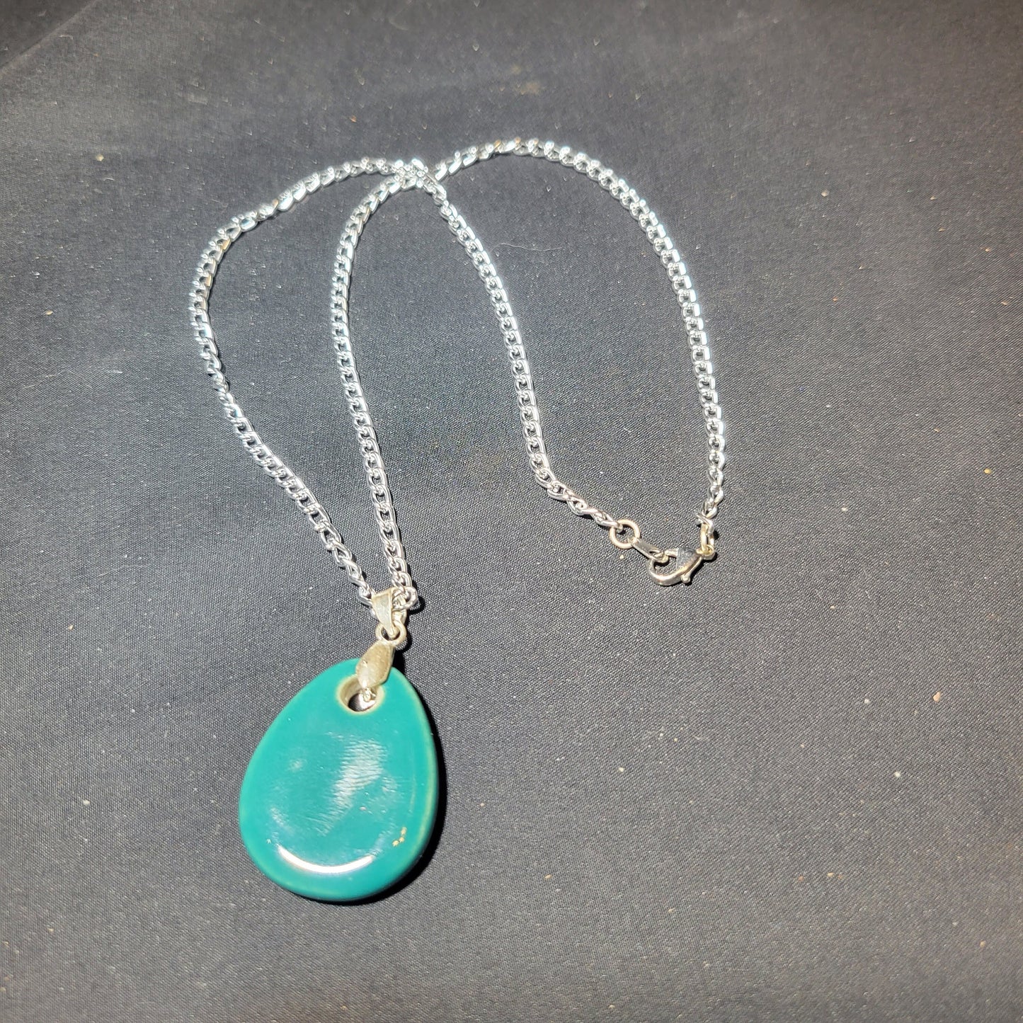 Teardrop Pendant Necklace